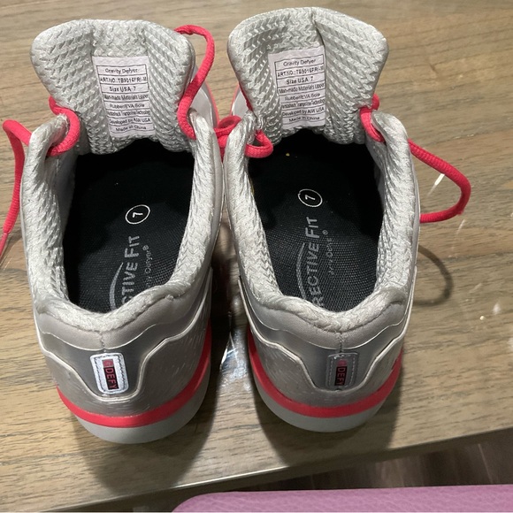 Gravity Defy G-Defy Verso Shock III Woman’s size 7 sneakers TB9016FRI-M - Picture 4 of 7